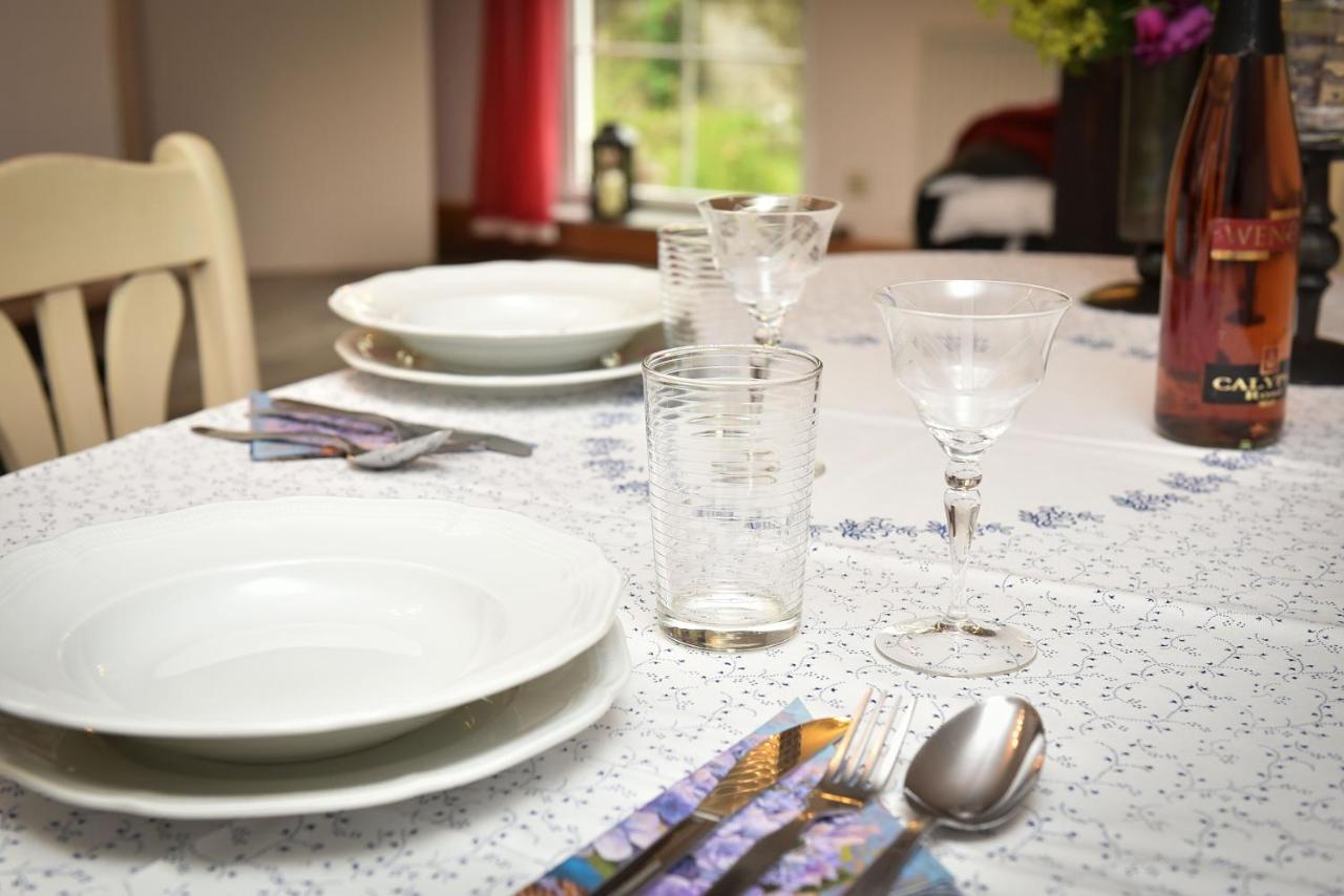 Ferienwohnung Axcher Hof Weitersborn ภายนอก รูปภาพ